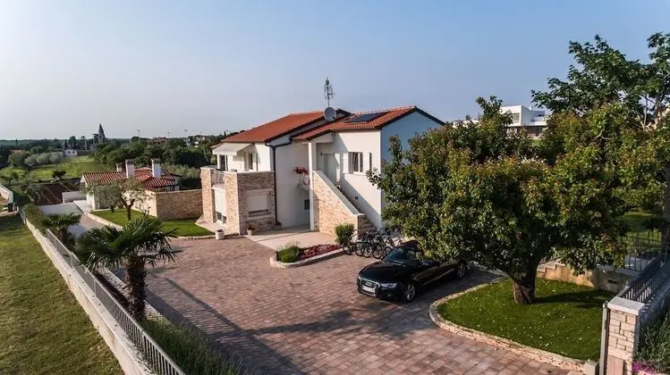 Villa, Birden Çok Yatak