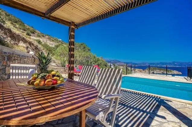 Villa, 3 Yatak Odası, Şömine