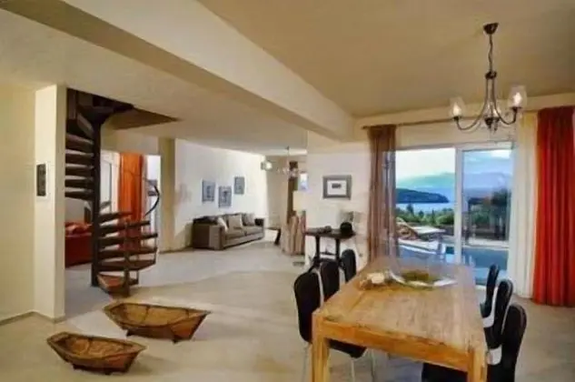Villa, 4 Yatak Odası, Deniz Manzaralı