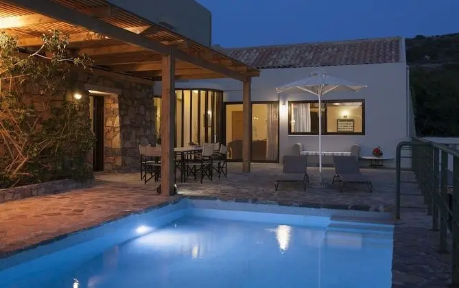 Villa, 4 Yatak Odası, Kişiye Özel Havuzlu