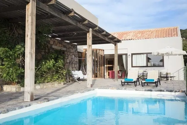 Villa, 4 Yatak Odası, Kişiye Özel Havuzlu