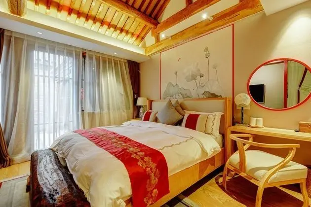 Comfort Tek Büyük Yataklı Oda