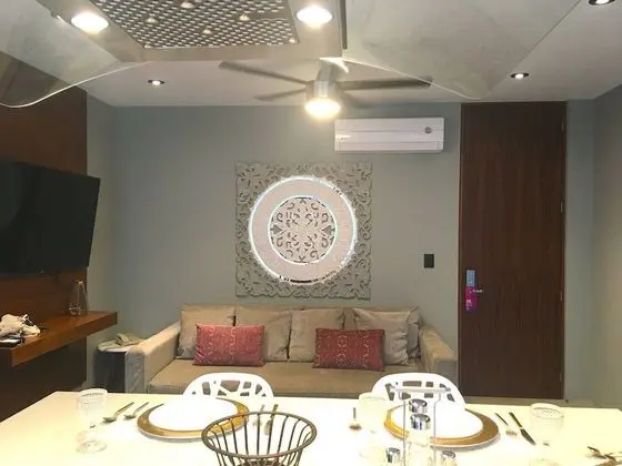 Daire, 2 Yatak Odası, Balkon