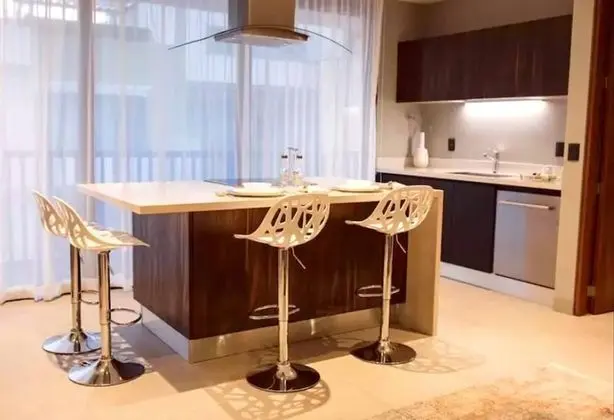 Daire, 2 Yatak Odası, Balkon