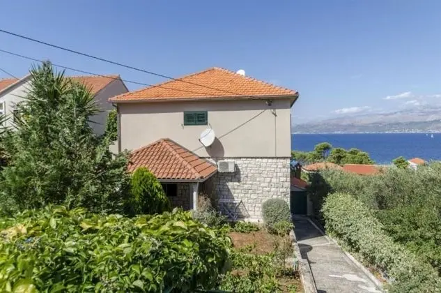Apart Daire (Ita 1 - with nice garden - A2 Mariana)
