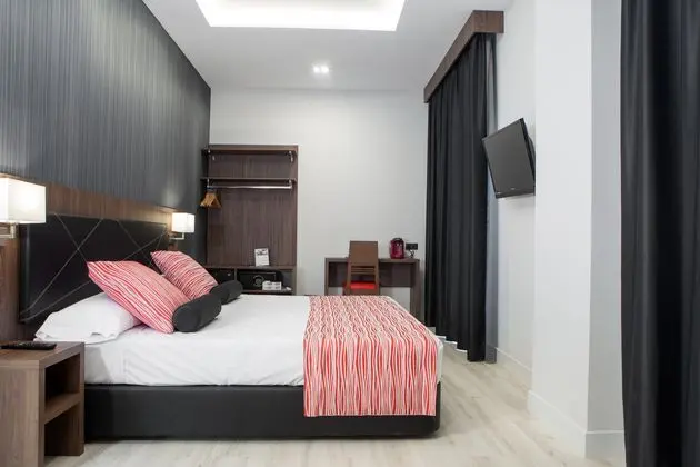 1 Çift Kişilik Veya 2 Tek Kişilik Yatak Capacity 3