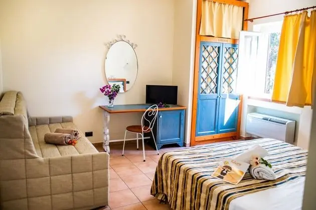 Standard Tek Büyük veya İki Ayrı Yataklı Oda