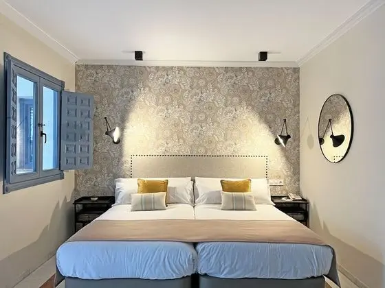 Tek Büyük veya İki Ayrı Yataklı Oda