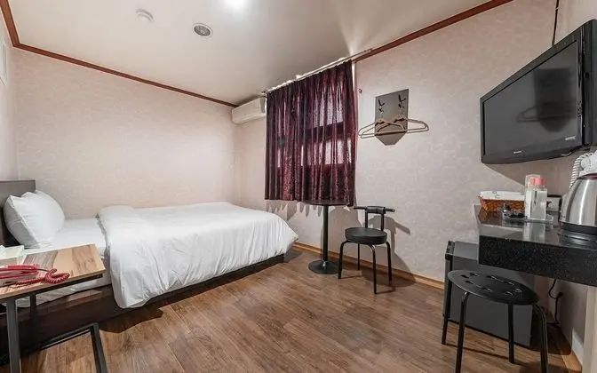 Oda (Standard room)