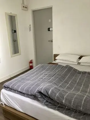 Classic Tek Büyük Yataklı Oda