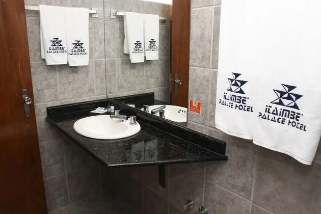 Economy Tek Büyük Yataklı Oda, 1 Çift Kişilik veya 2 Tek Kişilik Yatak