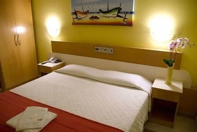 Standard Tek Büyük veya İki Ayrı Yataklı Oda