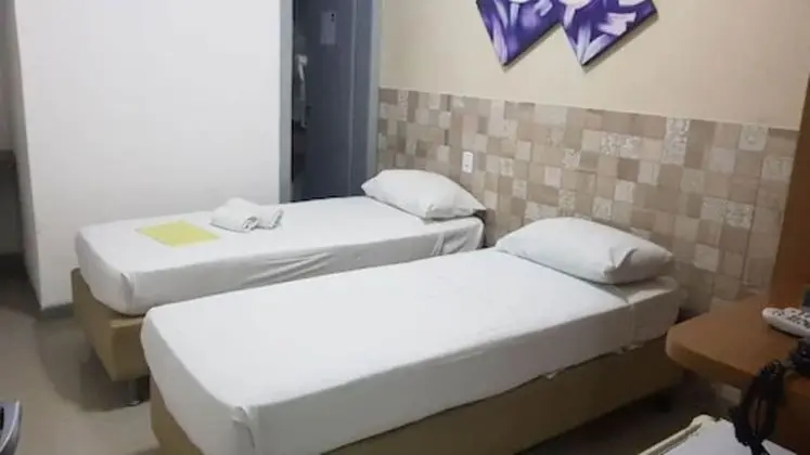 Standard Tek Büyük Yataklı Oda