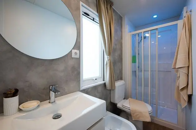 Superior Karavan (Pet Friendly)