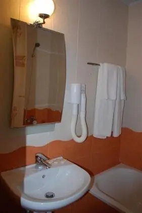 Tek Büyük Yataklı Oda, Balkon