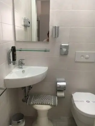 Comfort Tek Büyük veya İki Ayrı Yataklı Oda
