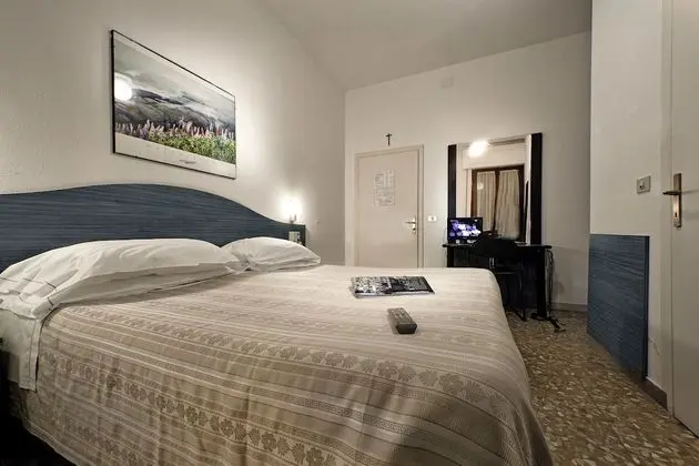 Tek Büyük veya İki Ayrı Yataklı Oda