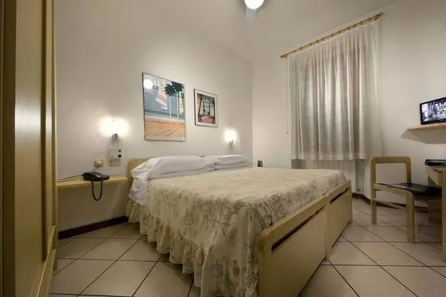 Tek Büyük veya İki Ayrı Yataklı Oda