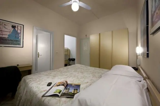 Tek Büyük veya İki Ayrı Yataklı Oda