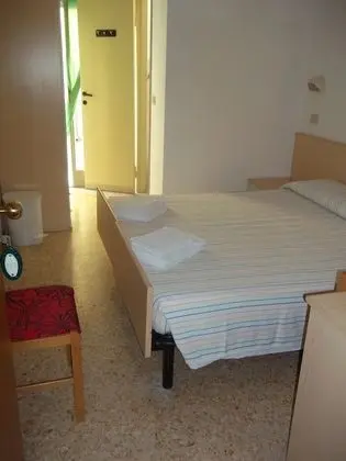 Tek Büyük veya İki Ayrı Yataklı Oda, Balkon