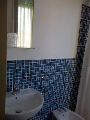 Tek Büyük veya İki Ayrı Yataklı Oda, Balkon