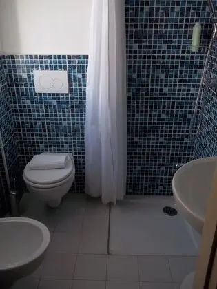 Tek Büyük veya İki Ayrı Yataklı Oda, Balkon