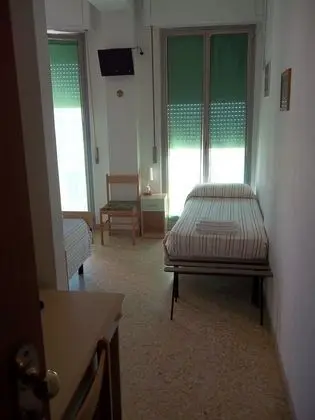 Üç Kişilik Oda, Balkon