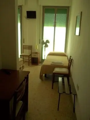 Üç Kişilik Oda, Balkon