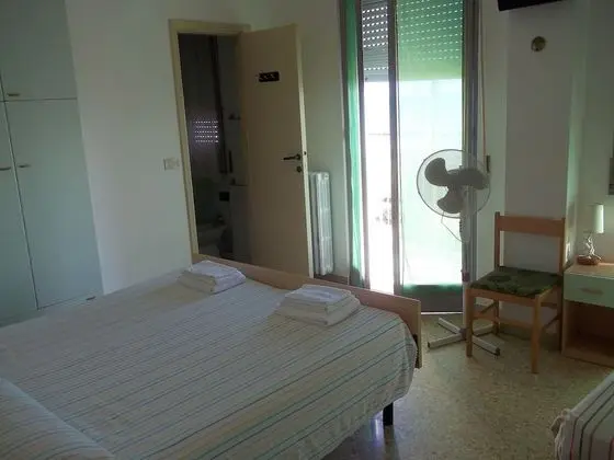Üç Kişilik Oda, Balkon