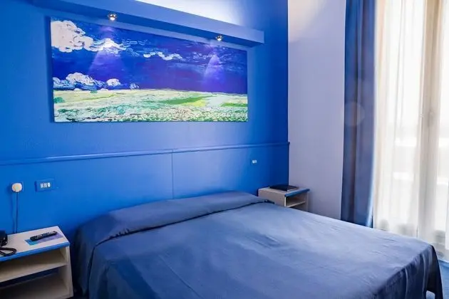 Tek Büyük Yataklı Oda, 1 Büyük (Queen) Boy Yatak