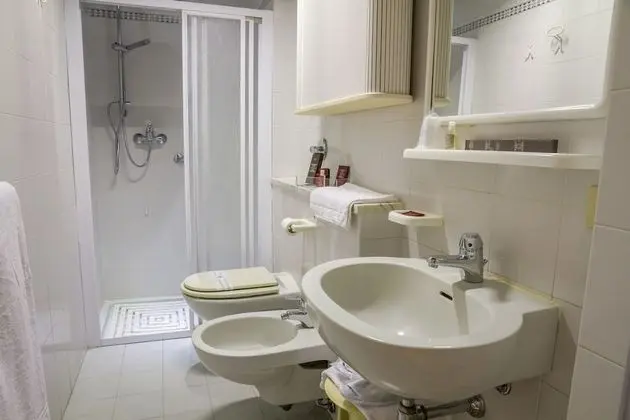 Tek Büyük Yataklı Oda, 1 Büyük (Queen) Boy Yatak