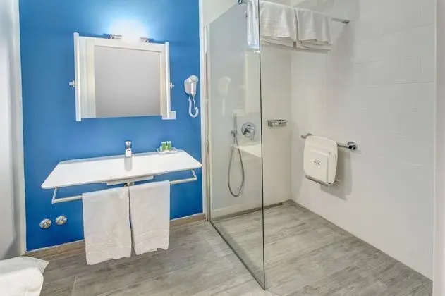 Comfort İki Ayrı Yataklı Oda