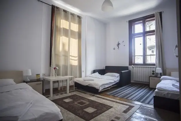 Classic Üç Kişilik Oda