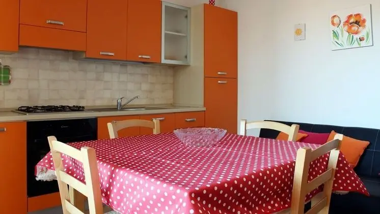 Apart Daire, Birden Çok Yatak, Sigara İçilmez