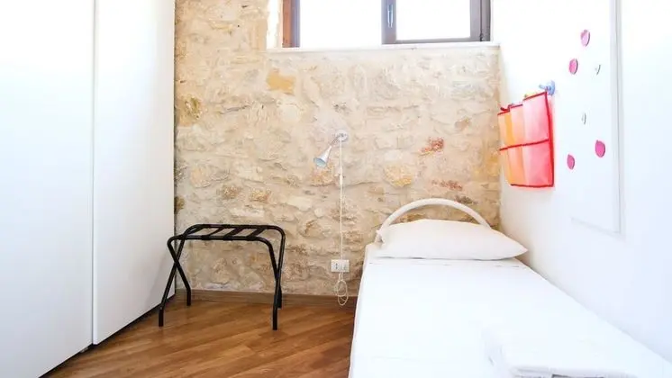 Apart Daire, 5 Yatak Odası