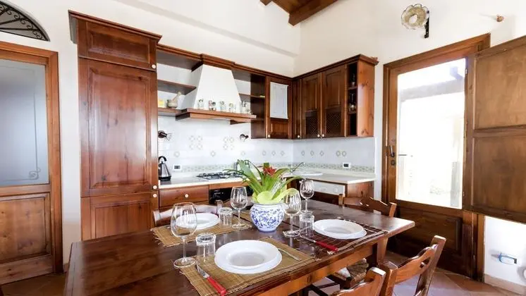 Apart Daire, 5 Yatak Odası