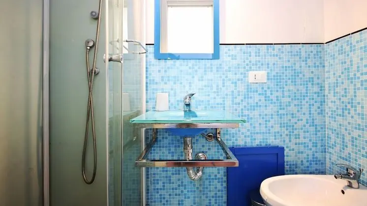 Apart Daire, 5 Yatak Odası