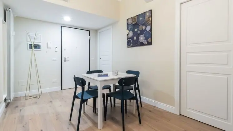 Apart Daire, Sigara İçilmez, Küçük Mutfak