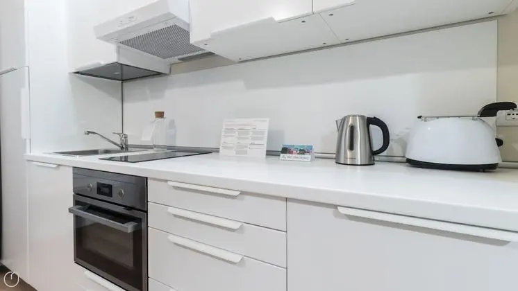 Apart Daire, Sigara İçilmez, Küçük Mutfak