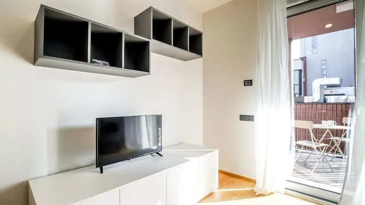 Apart Daire, 1 Büyük (Queen) Boy Yatak ve Çekyat, Sigara İçilmez, Balkon