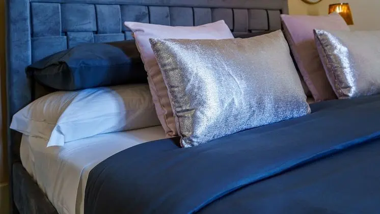 Classic Tek Büyük Yataklı Oda