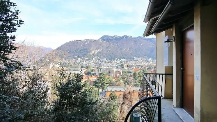 Apart Daire, 2 Yatak Odası, Küçük Mutfak, Göl Manzaralı