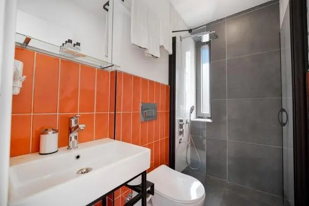 Economy Double Room, Bahçe veya Sokak Manzaralı, 1. Kat