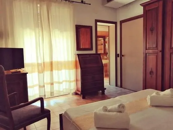 Classic Tek Büyük Yataklı Oda