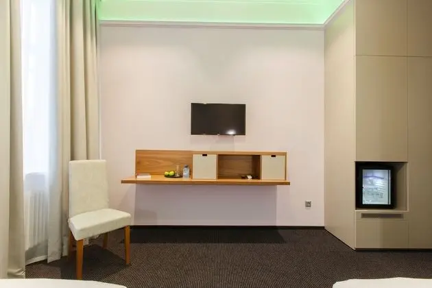 Comfort Tek Büyük veya İki Ayrı Yataklı Oda