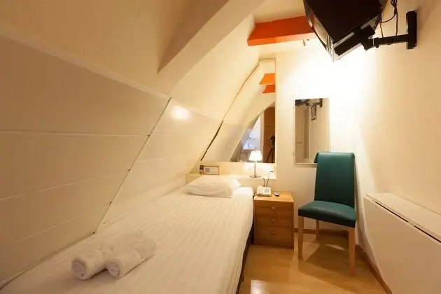 Basic Tek Kişilik Oda, 1 Tek Kişilik Yatak, Ortak Banyo