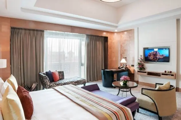 Club Oda, Sigara İçilebilir, Şehir Manzaralı (ITC One)
