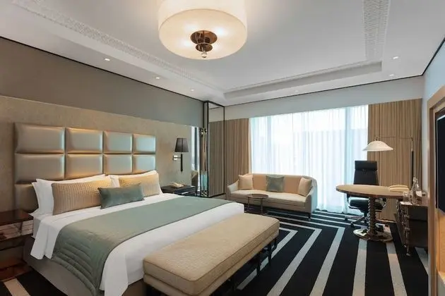 Club Oda, 1 En Büyük (King) Boy Yatak, Şehir Manzaralı