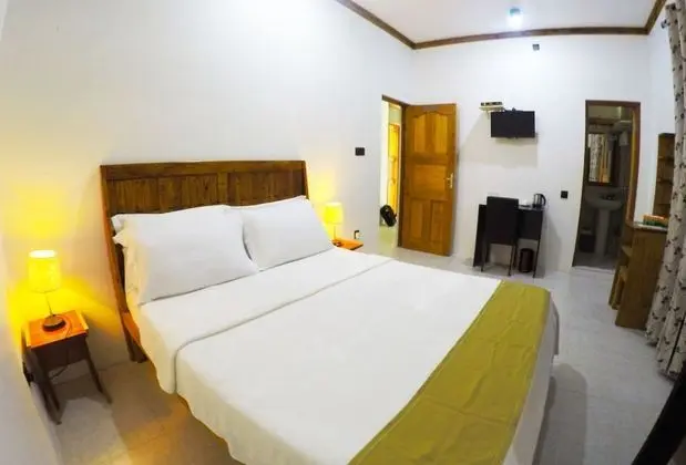 Deluxe Family Room