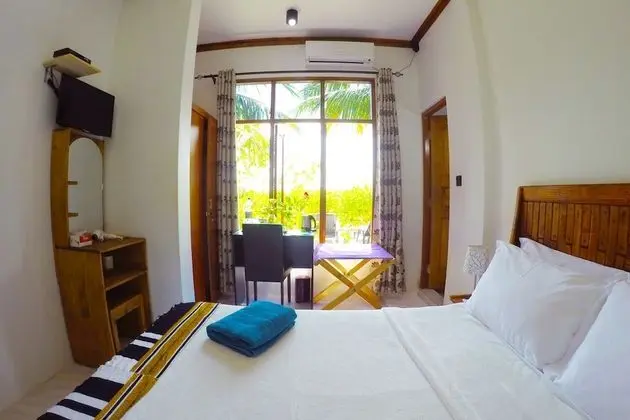 Double Room Beach Front Sea View